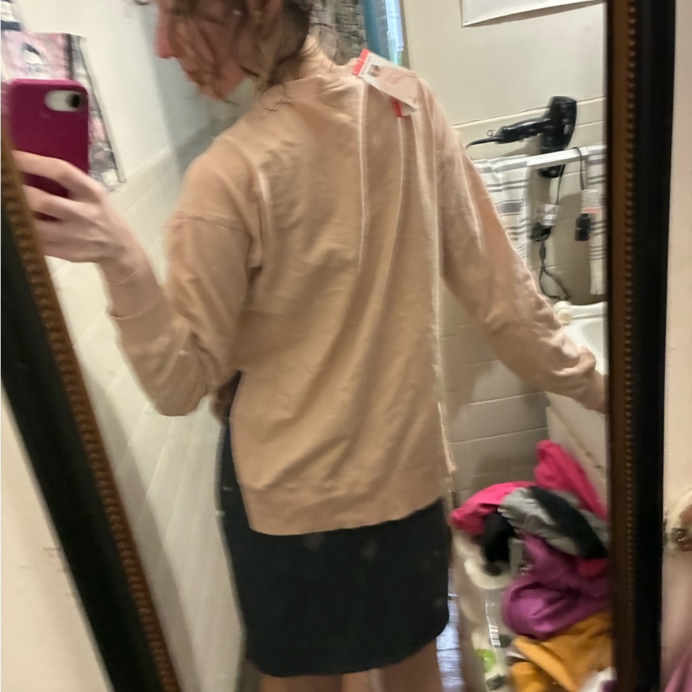 NWT Wildfox “But First, Cocktails” Pink Cotton Blend Sweatshirt, fits XS-m - Picture 9 of 9